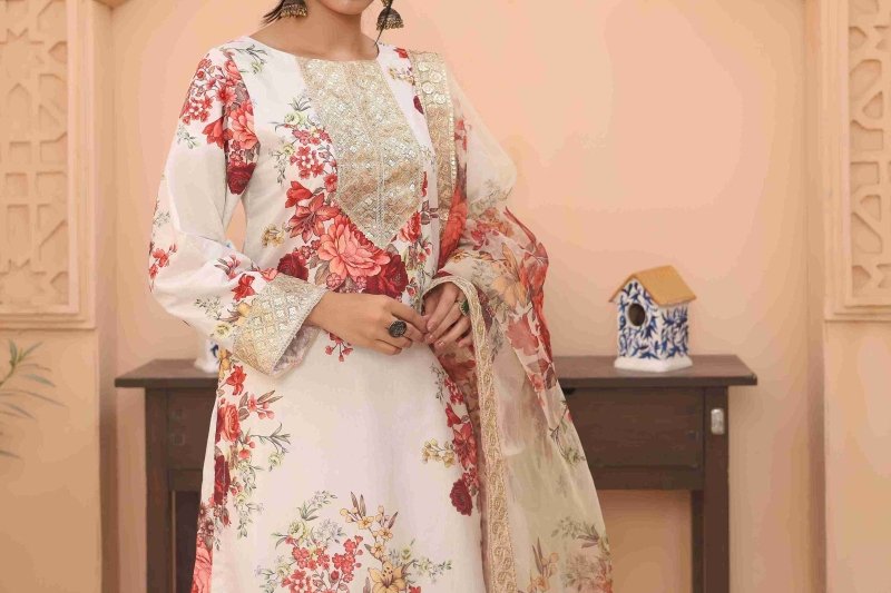 Ivory Rose Luxe