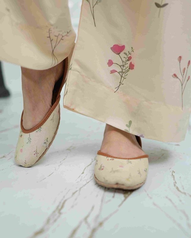 Pastel Meadow Unstitched X Khussa (Combo Set)