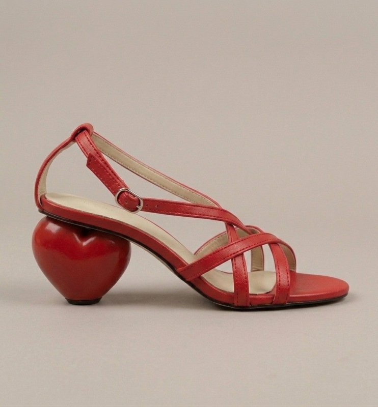 Scarlet Heart Sandals