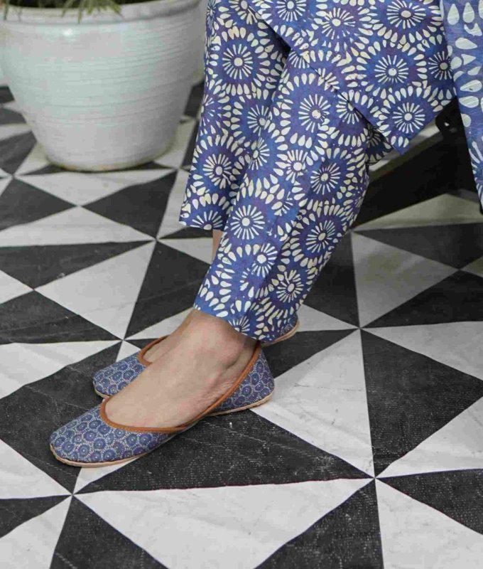 Serene Bloom Unstitched X Khussa (Combo Set)