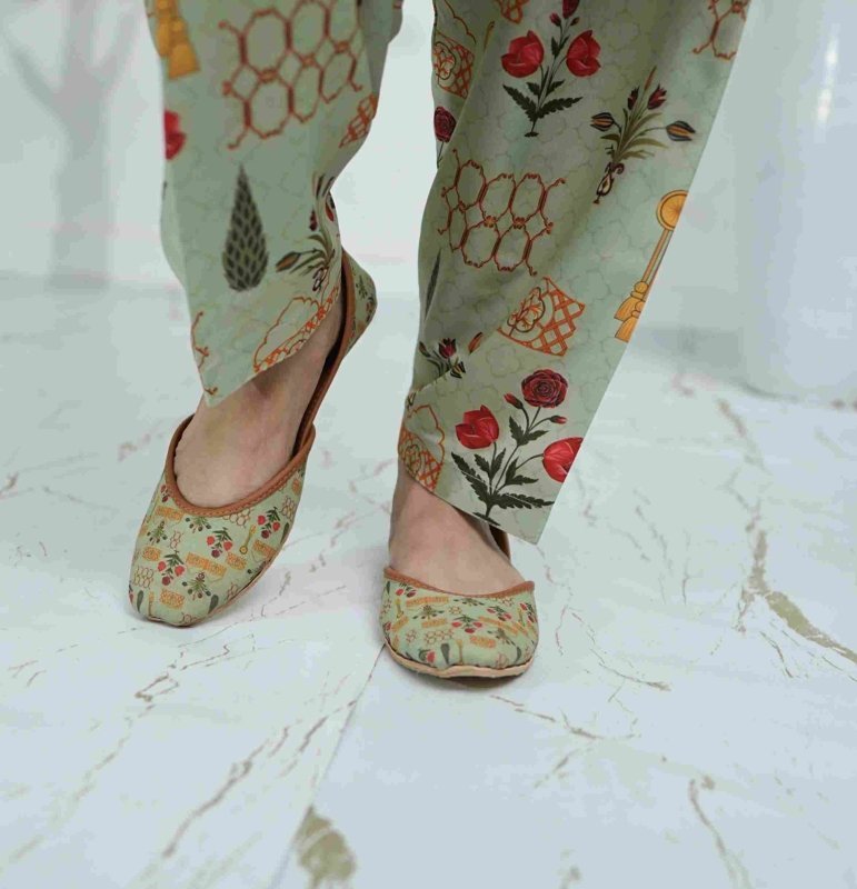 Botanic Bliss Unstitched X Khussa (Combo Set)