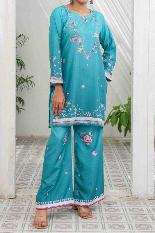 🌸 Teal Blossom