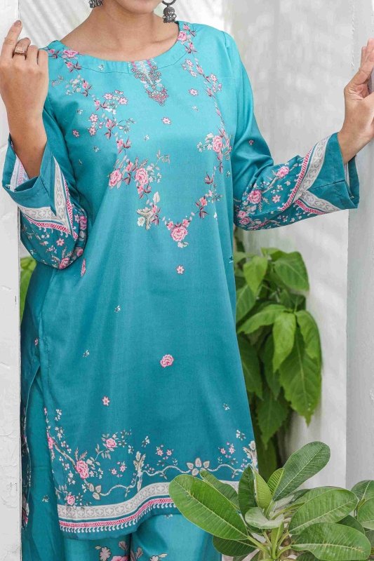 🌸 Teal Blossom